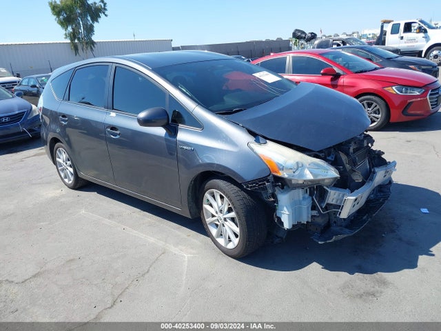 Toyota Prius V Two 2014 JTDZN3EU4E3305576 Image 1