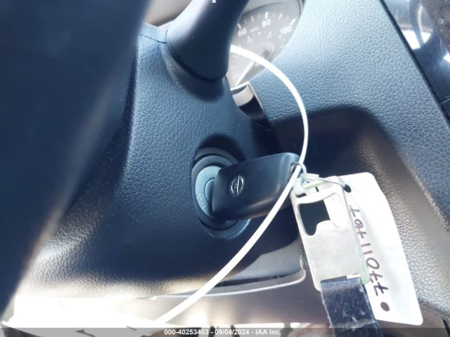 JN8AT2MT4HW132011 Nissan ROGUE S