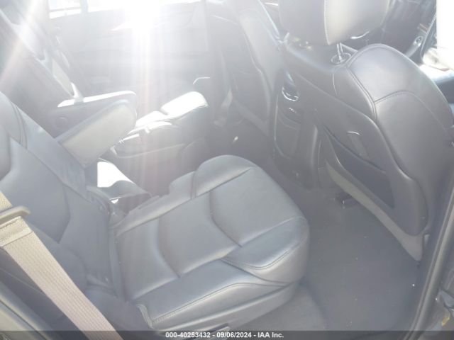 1GYS4CKJ1GR403957 Cadillac Escalade Premium Collection