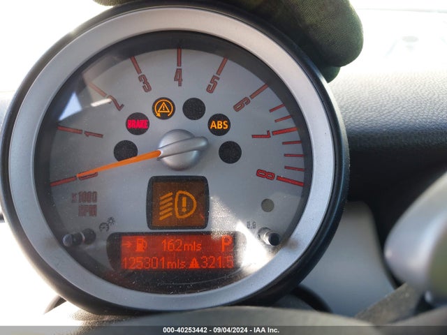 2007 MINI COOPER WMWMF33517TT54060 Photo 6