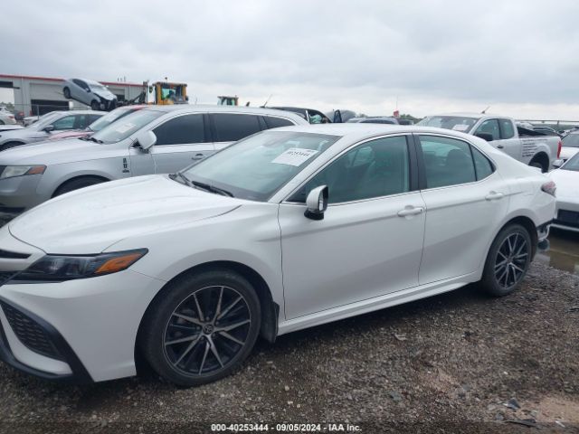 4T1G11BK7PU106962 Toyota Camry Se Awd