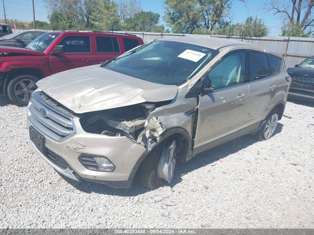 Ford ESCAPE SE 2017 1FMCU9GD7HUD82378 Image 2