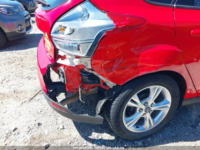 Ford FOCUS SE 2014 1FADP3K21EL283730 Image 6