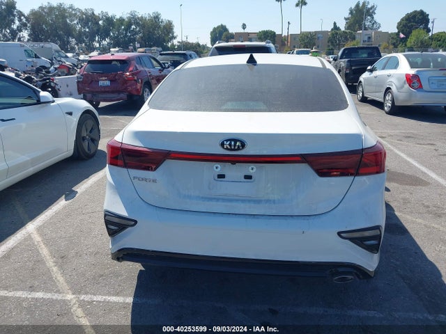 KIA Forte Lxs 2021 3KPF24AD0ME290752 Image 16
