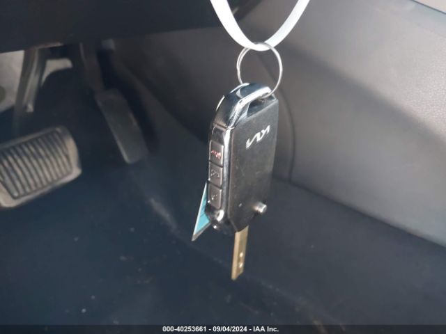 KNDJ23AU0N7163280 KIA SOUL LX