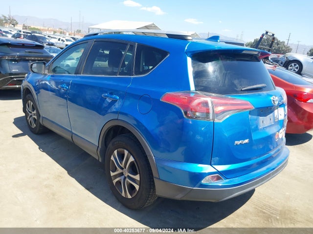 Toyota RAV4 LE 2016 2T3BFREV3GW431440 Image 3