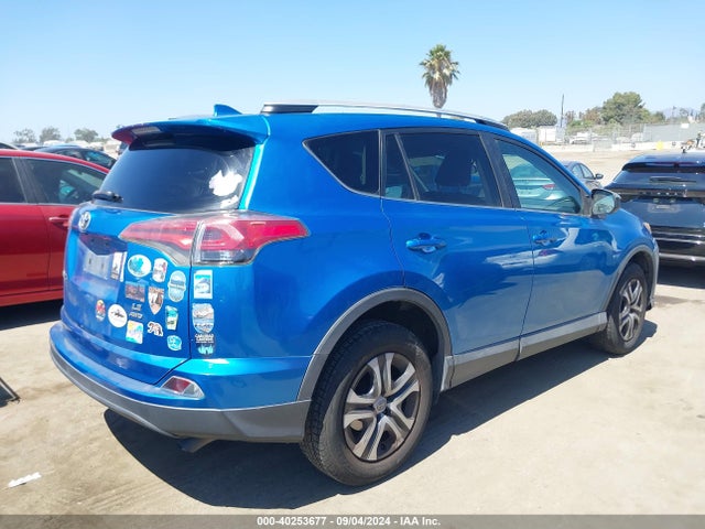 Toyota RAV4 LE 2016 2T3BFREV3GW431440 Image 4