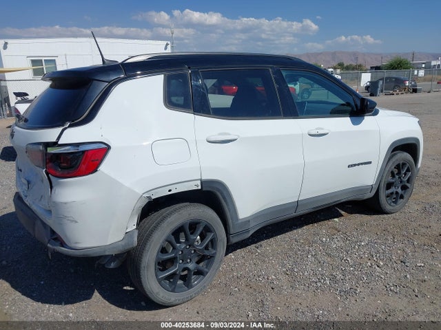 3C4NJDBB1NT192113 Jeep Compass Altitude 4x4