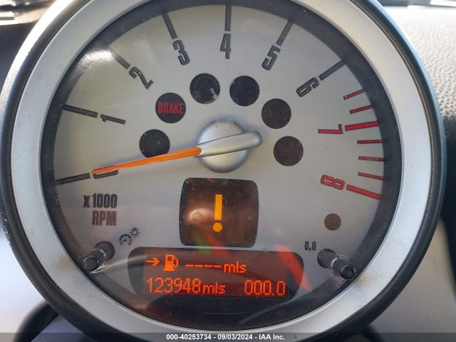 2009 MINI COOPER WMWMF335X9TU73115 Photo 6