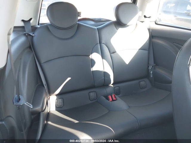 2009 MINI COOPER WMWMF335X9TU73115 Photo 7