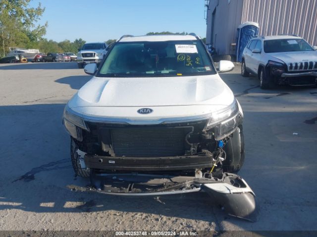 KNDERCAA8M7128763 KIA SELTOS EX