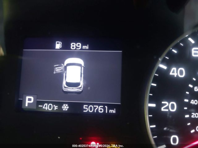 KNDERCAA8M7128763 KIA SELTOS EX