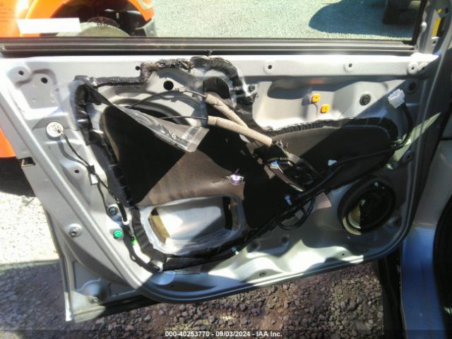 3CZRU5H51NM741135 Honda Hr-v 2wd Ex