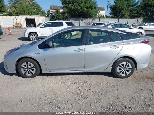 Toyota Prius Three 2016 JTDKARFU0G3518753 Image 14