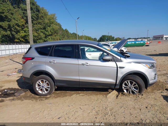 Ford ESCAPE SE 2017 1FMCU0GD5HUE29113 Image 14