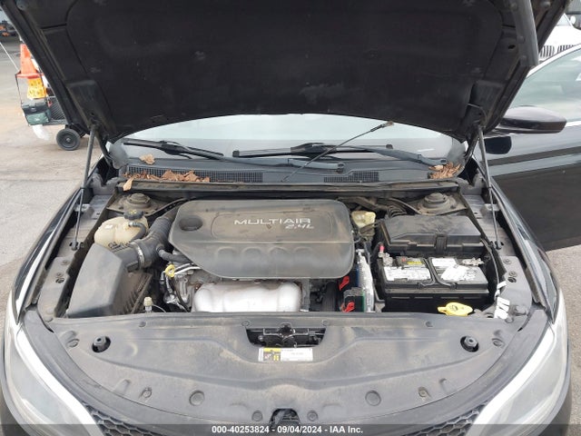 1C3CCCAB1FN579571 Chrysler 200 Limited