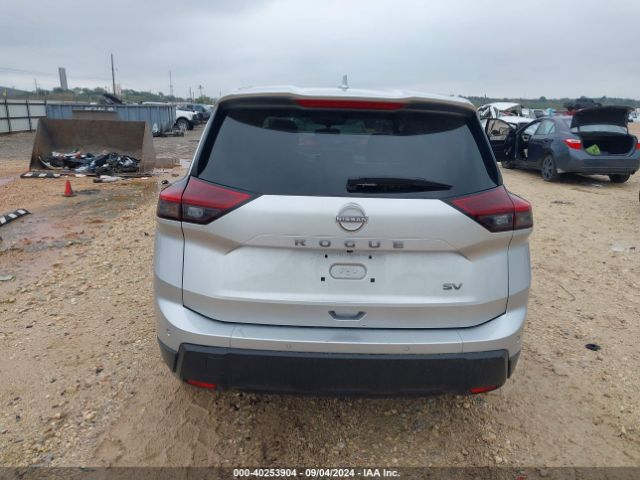 5N1BT3BA5RC692612 Nissan Rogue Sv Fwd
