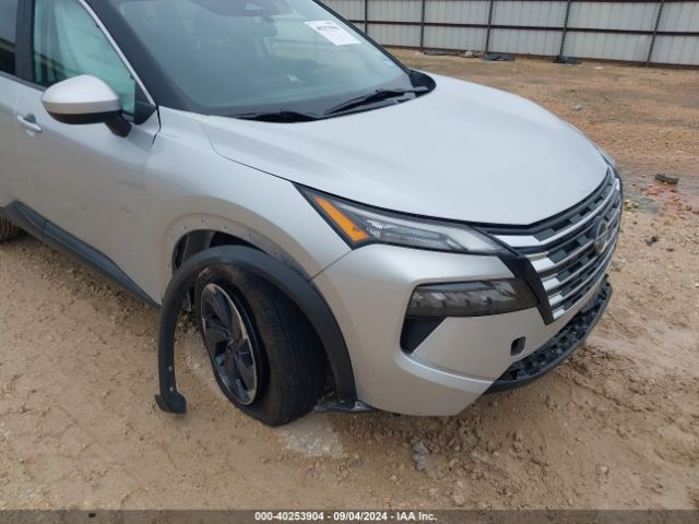 5N1BT3BA5RC692612 Nissan Rogue Sv Fwd