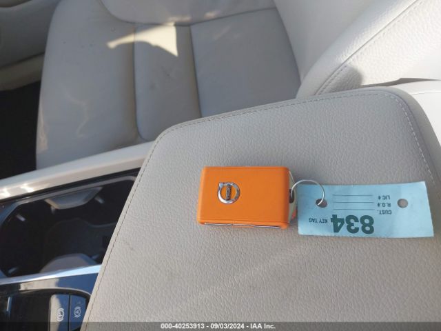 YV4L12DK1N1074365 Volvo Xc60 B5 Momentum