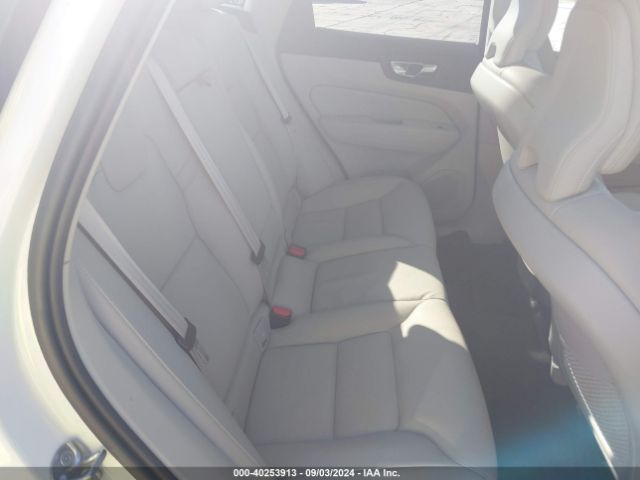 YV4L12DK1N1074365 Volvo Xc60 B5 Momentum