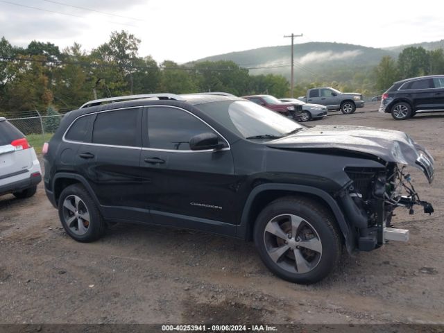 1C4PJMDX4KD158198 Jeep Cherokee Limited 4x4