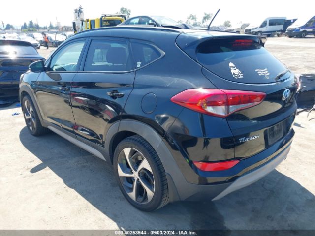 KM8J33A27HU569635 Hyundai Tucson Value