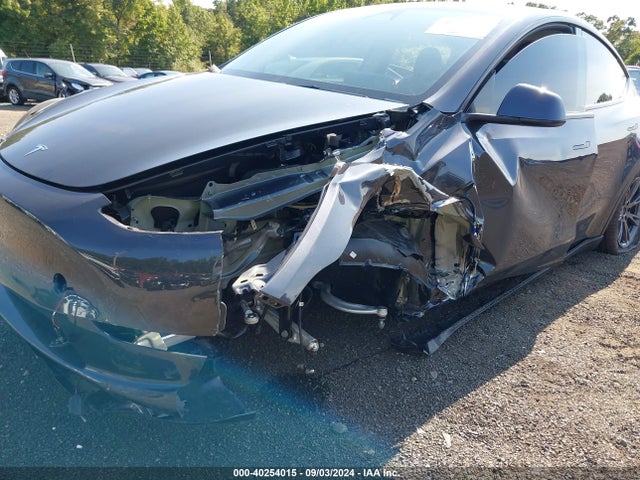 2024 TESLA MODEL Y 7SAYGDEE0RA301439 Photo 5