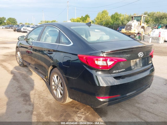 Hyundai SONATA SE 2016 5NPE24AFXGH421148 Image 3