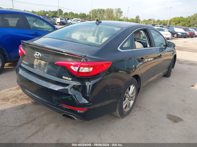 Hyundai SONATA SE 2016 5NPE24AFXGH421148 Image 4