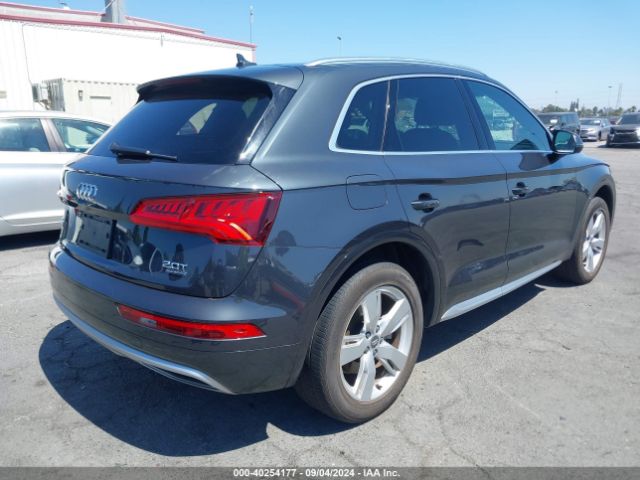 WA1BNAFY1J2202925 Audi Q5 2.0t Premium/2.0t Tech Premium