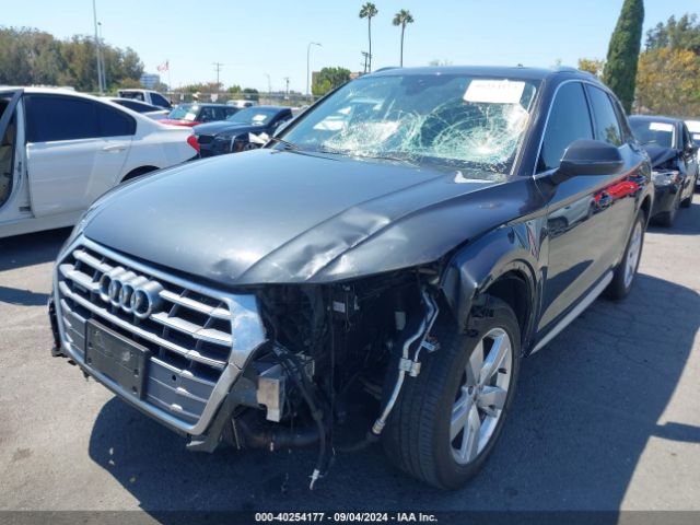 WA1BNAFY1J2202925 Audi Q5 2.0t Premium/2.0t Tech Premium