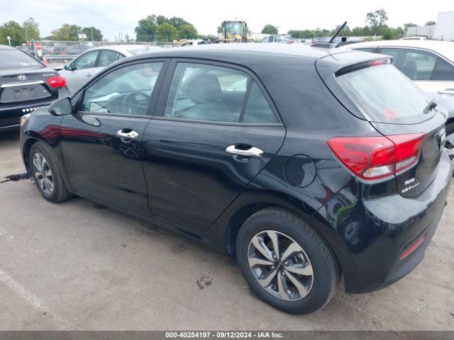 3KPA25AD3PE570508 KIA Rio 5-door S