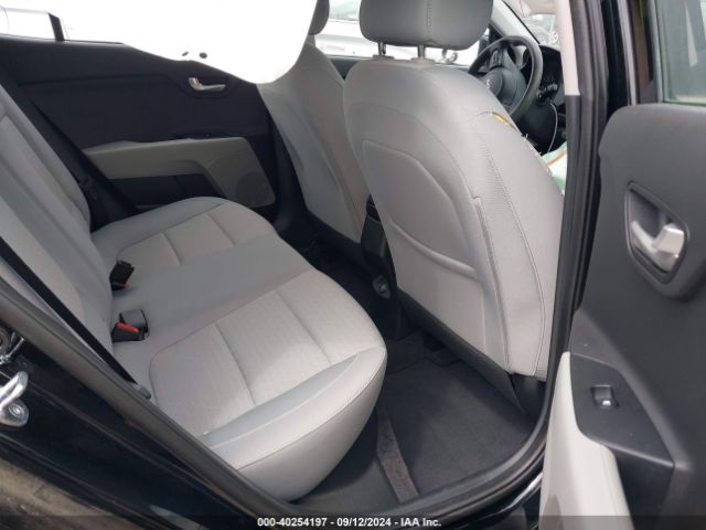 3KPA25AD3PE570508 KIA Rio 5-door S