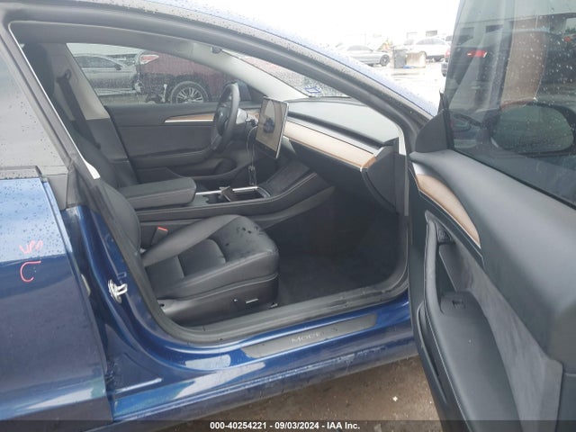 2023 TESLA MODEL 3 5YJ3E1EA0PF433884 Photo 4