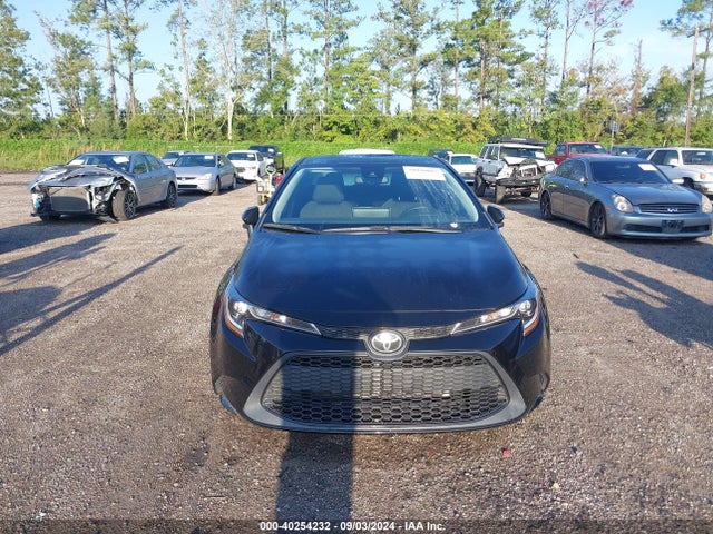 Toyota COROLLA LE 2021 5YFEPMAE8MP212045 Image 12