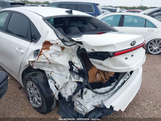 3KPF24ADXLE190818 KIA FORTE FE