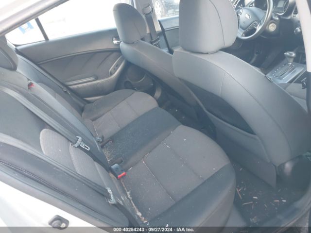 KNAFX4A60E5150049 KIA FORTE LX