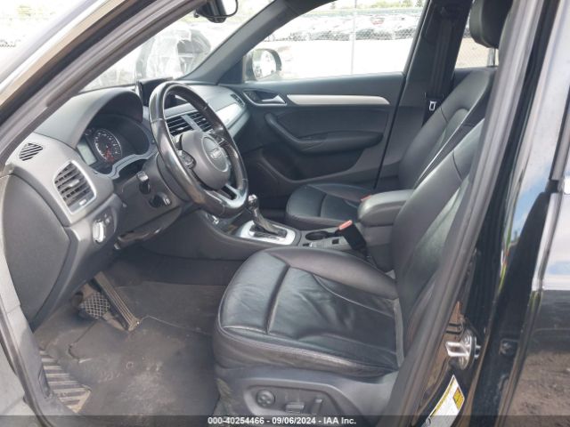 WA1EFCFS7FR002566 Audi Q3 2.0t Premium Plus