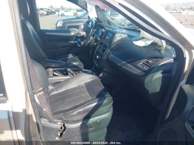 2C4RDGEG0ER385826 Dodge Grand Caravan R/t