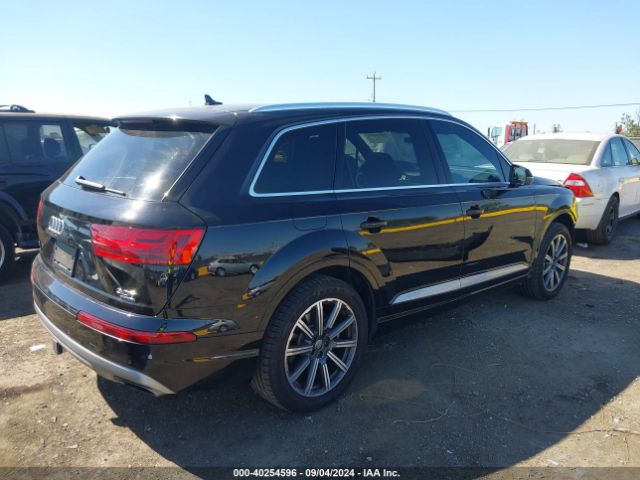 WA1VAAF78HD015356 Audi Q7 3.0t Premium