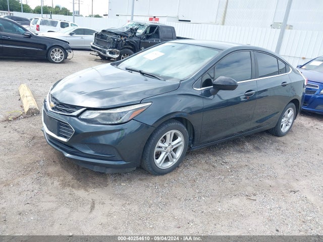 Chevrolet Cruze Lt Auto 2017 3G1BE5SM2HS560042 Image 2