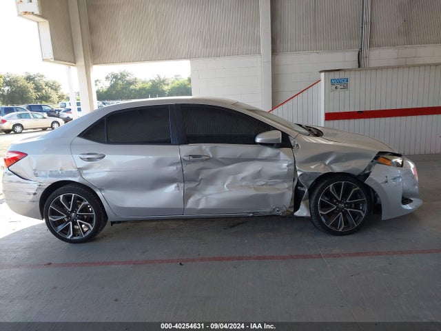 Toyota COROLLA LE 2018 5YFBURHE6JP846979 Image 13
