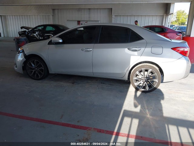 Toyota COROLLA LE 2018 5YFBURHE6JP846979 Image 14