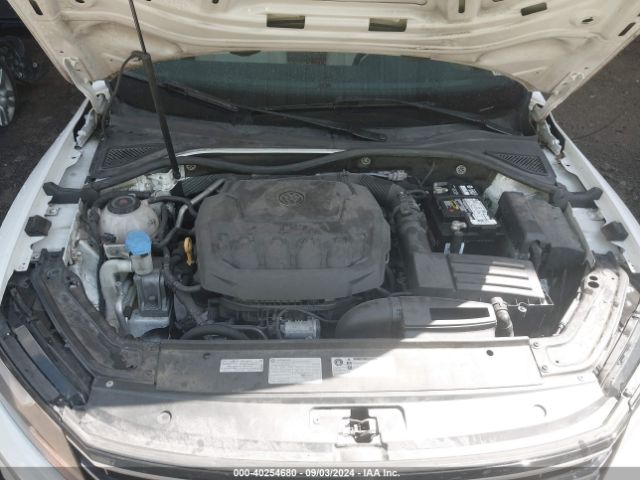 1VWLA7A3XKC010626 Volkswagen Passat 2.0t Wolfsburg Edition