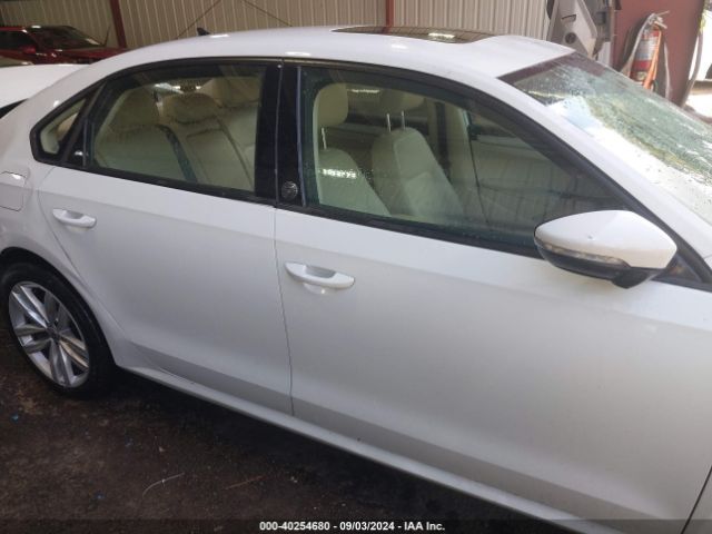1VWLA7A3XKC010626 Volkswagen Passat 2.0t Wolfsburg Edition