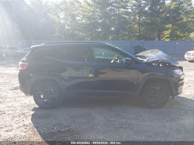 3C4NJDBB2KT826783 Jeep Compass Altitude 4x4