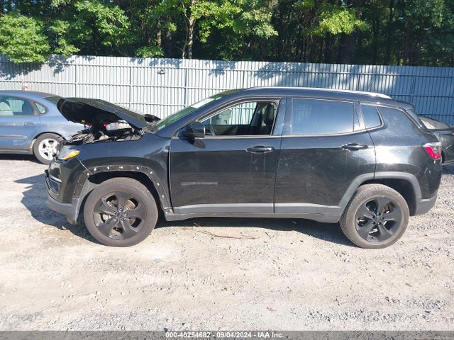 3C4NJDBB2KT826783 Jeep Compass Altitude 4x4