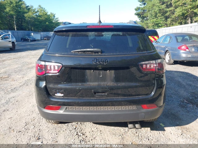 3C4NJDBB2KT826783 Jeep Compass Altitude 4x4