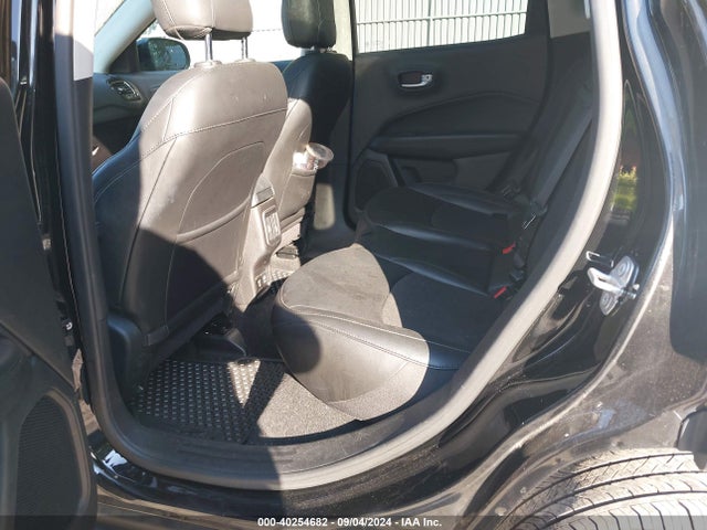3C4NJDBB2KT826783 Jeep Compass Altitude 4x4
