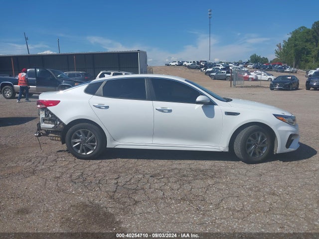 KIA Optima Lx 2019 5XXGT4L33KG317257 Image 14